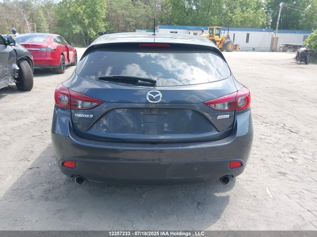 3MZBM1L72FM206435 Mazda pe