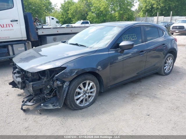 3MZBM1L72FM206435 Mazda pe