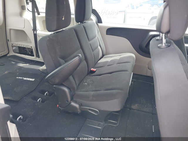 2C4RDGBG3JR245008 Dodge Grand Caravan