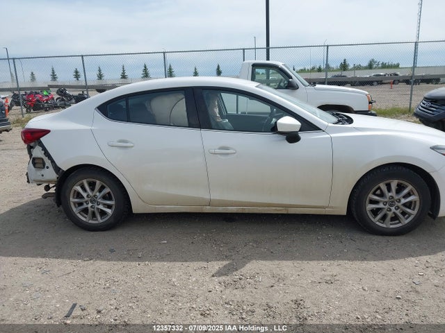 JM1BN1V75H1116872 Mazda pe