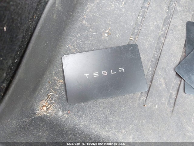 5YJSA1E58MF428146 Tesla 2021