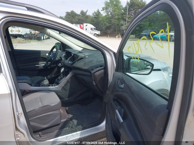 1FMCU0GX6EUB88684 Ford 2014
