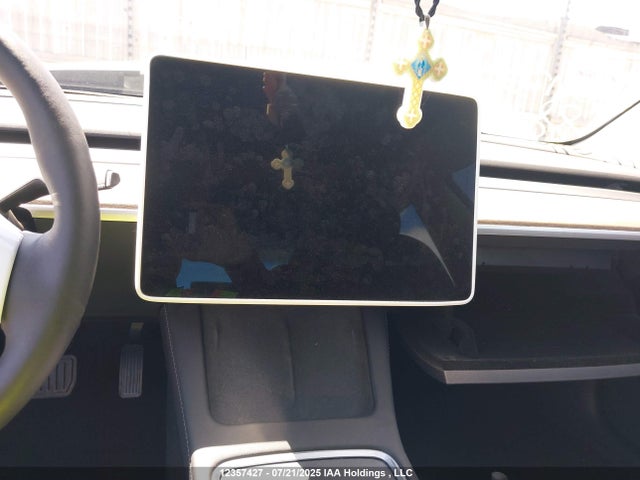 5YJ3E1EA4PF481727 Tesla 2023