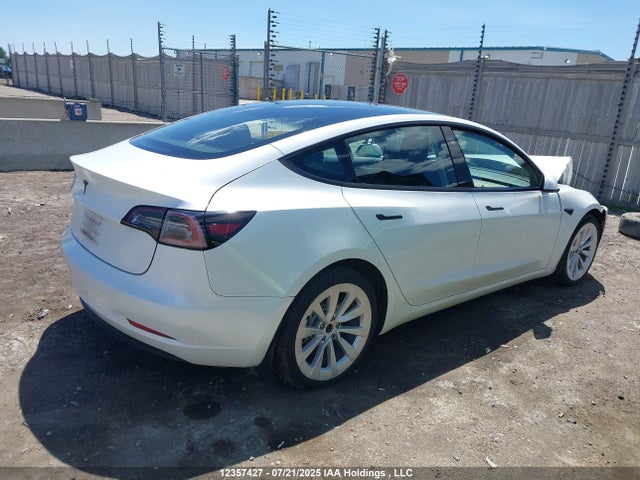 5YJ3E1EA4PF481727 Tesla 2023