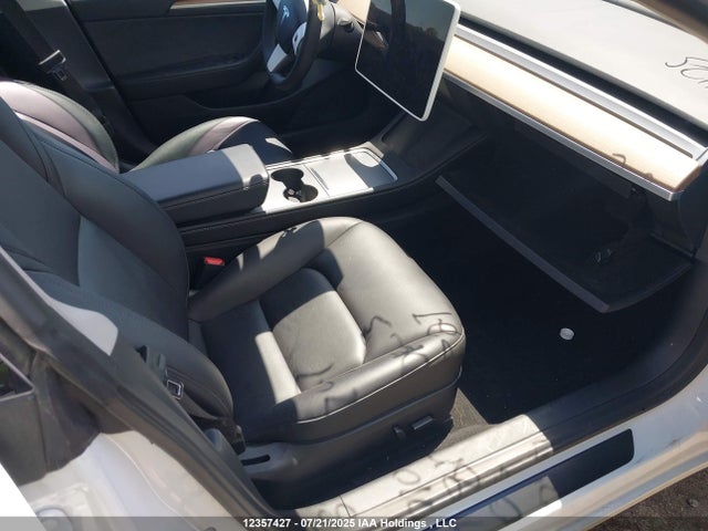 5YJ3E1EA4PF481727 Tesla 2023