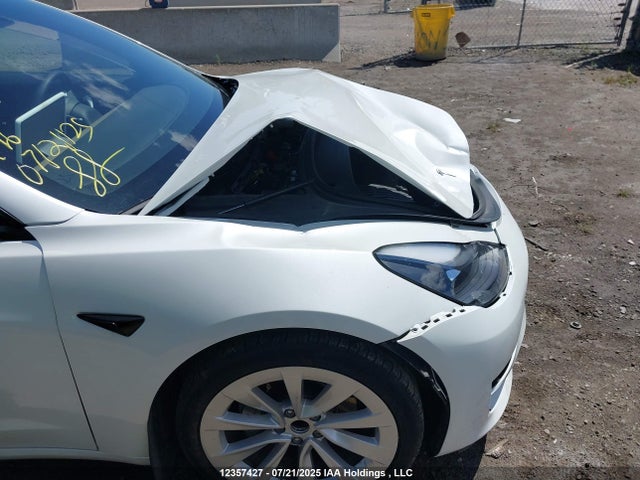 5YJ3E1EA4PF481727 Tesla 2023