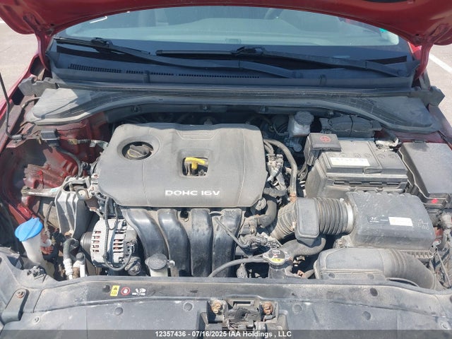 Hyundai Elantra 2017 5NPD74LF8HH161943 Image 10