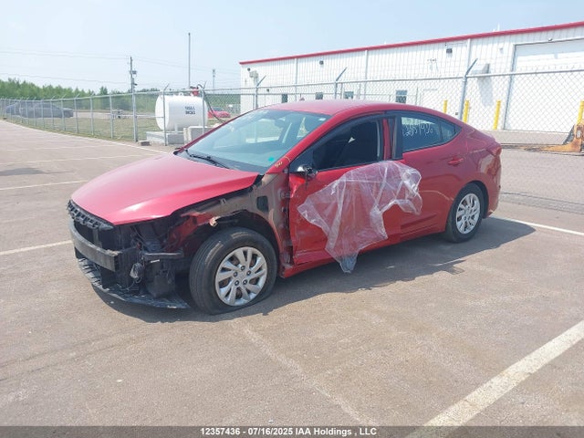 Hyundai Elantra 2017 5NPD74LF8HH161943 Image 2