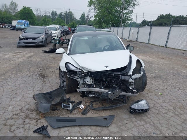 5YJ3E1EAXNF348175 Tesla MODEL 3