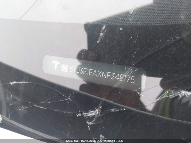 5YJ3E1EAXNF348175 Tesla MODEL 3