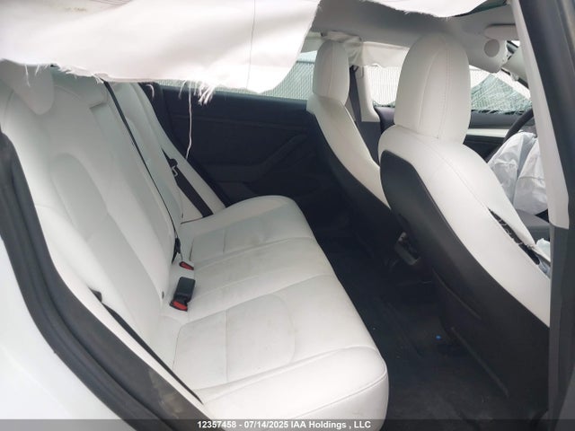 5YJ3E1EAXNF348175 Tesla MODEL 3
