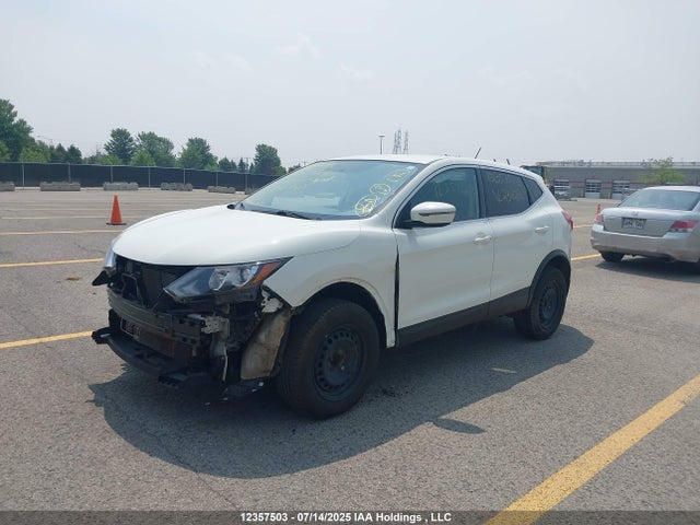JN1BJ1CPXKW236260 Nissan 2019