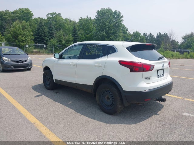 JN1BJ1CPXKW236260 Nissan 2019