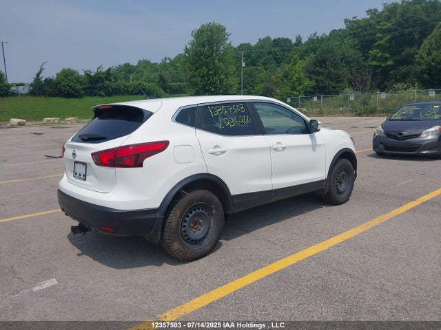 JN1BJ1CPXKW236260 Nissan 2019