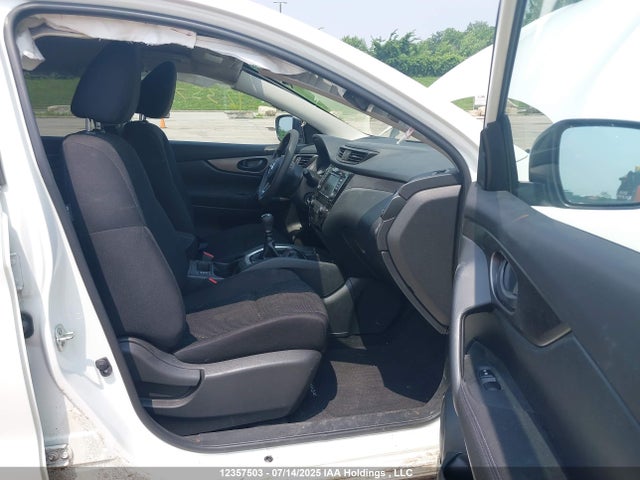 JN1BJ1CPXKW236260 Nissan 2019