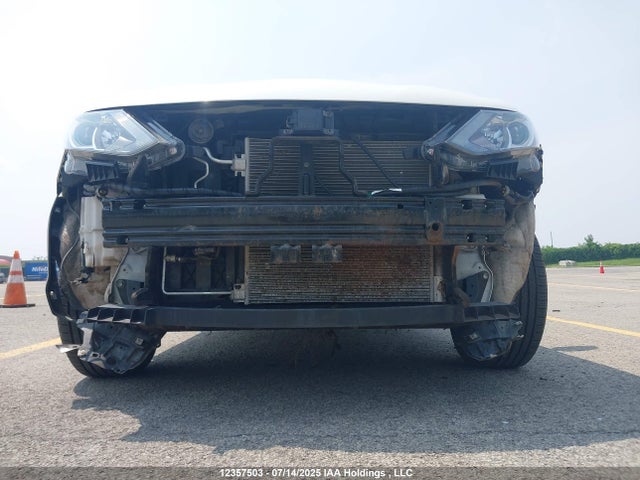 JN1BJ1CPXKW236260 Nissan 2019