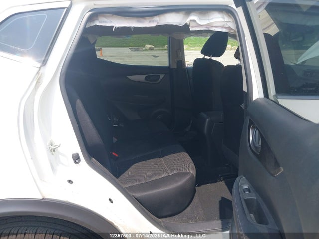JN1BJ1CPXKW236260 Nissan 2019