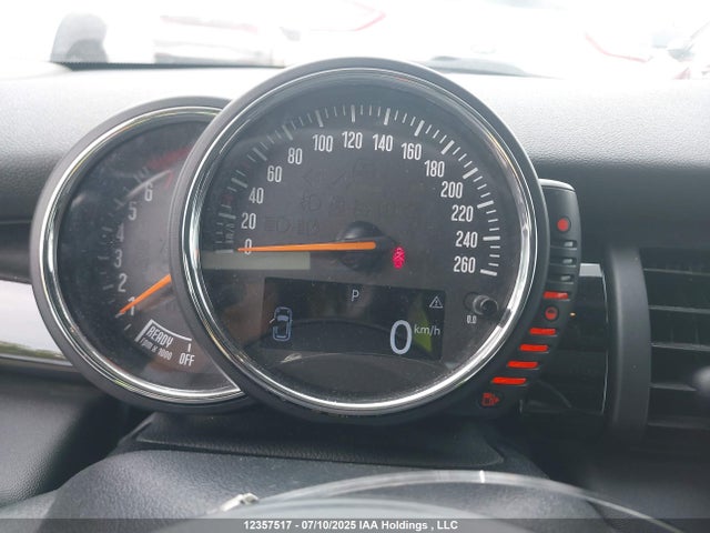 Mini 2017 2017 WMWXP5C3XH3C64818 Image 7