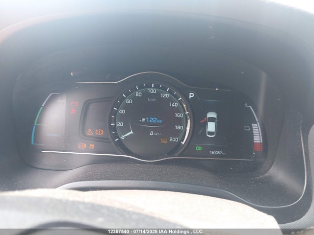 KMHC75LHXHU020831 Hyundai 2017