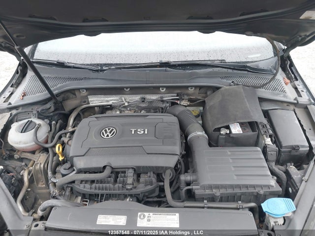 3VW4T7AU6GM050893 Volkswagen 2016