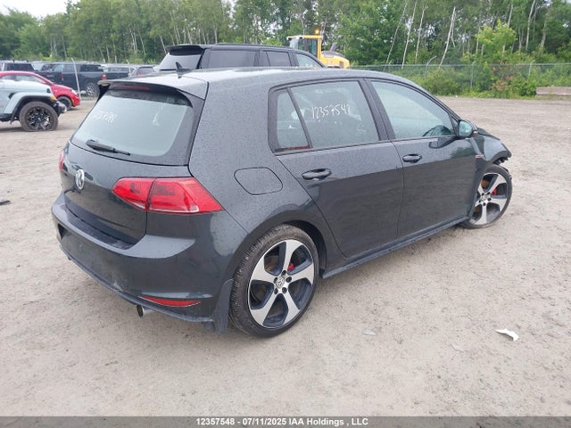 3VW4T7AU6GM050893 Volkswagen 2016