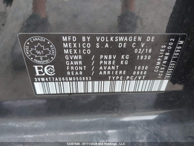 3VW4T7AU6GM050893 Volkswagen 2016