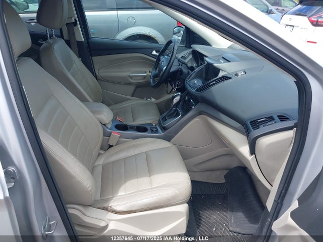 1FMCU0G91EUA00395 Ford Escape