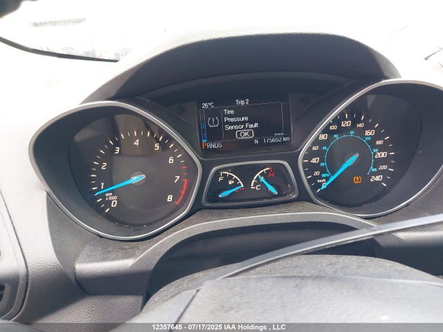 1FMCU0G91EUA00395 Ford Escape