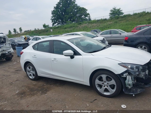 3MZBM1U75FM209909 Mazda pe