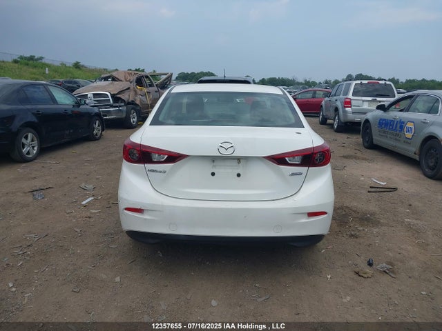 3MZBM1U75FM209909 Mazda pe