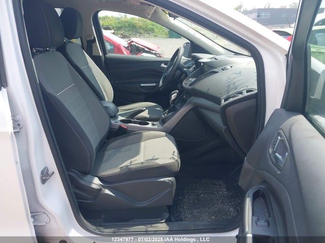 1FMCU9G93EUB87742 Ford 2014
