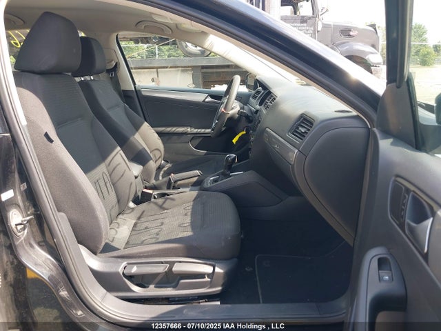 3VW2K7AJ9FM203216 Volkswagen Jetta
