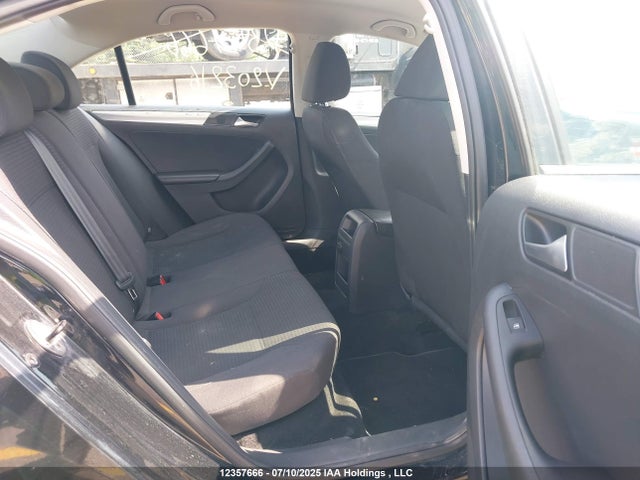 3VW2K7AJ9FM203216 Volkswagen Jetta