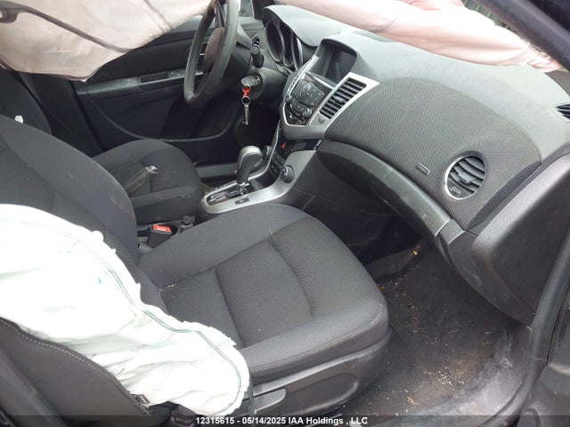 1G1PC5SB3F7256000 Chevrolet LUV
