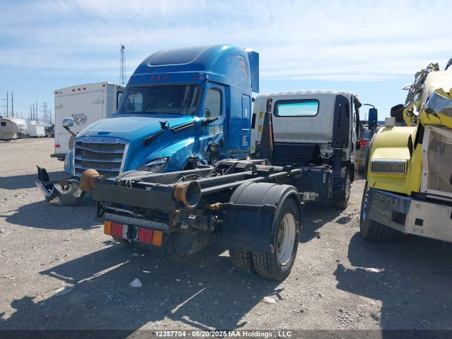 54DE5W1L4NSR01687 Isuzu Lnj