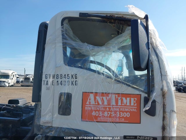54DE5W1L4NSR01687 Isuzu Lnj