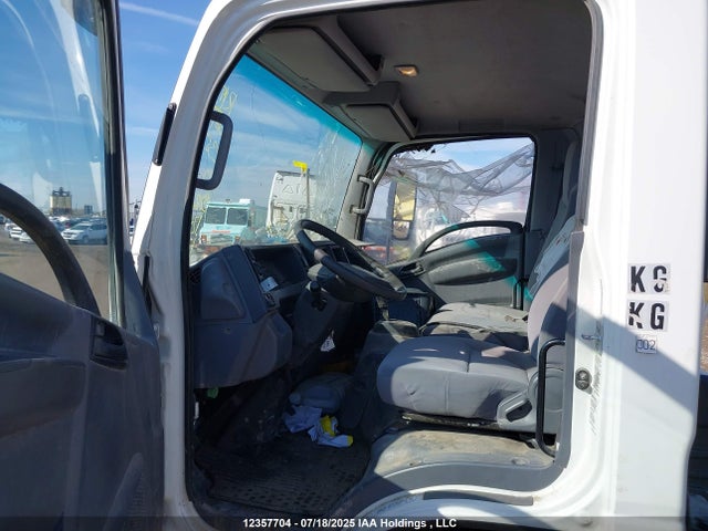 54DE5W1L4NSR01687 Isuzu Lnj