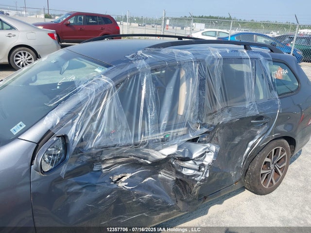 3VWPL7AJ1EM607631 Volkswagen 2014