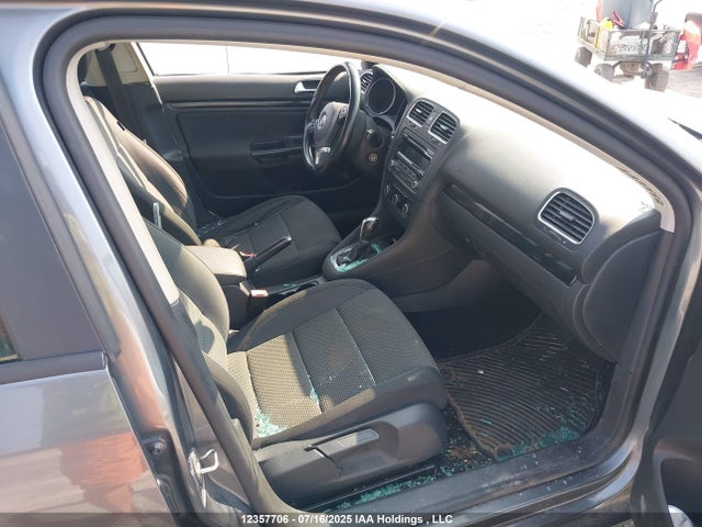 3VWPL7AJ1EM607631 Volkswagen 2014