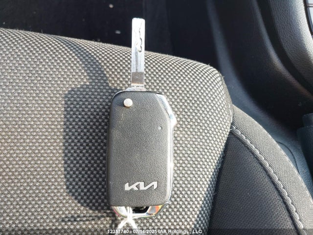 3KPF24AD8PE588213 KIA mpi nu