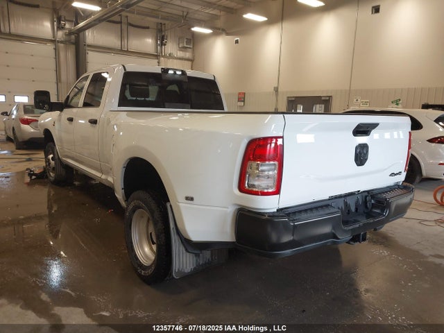 RAM 3500 2023 3C63RRGL1PG651853 Image 3