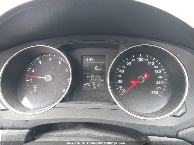 3VW167AJ5GM365488 Volkswagen 2016