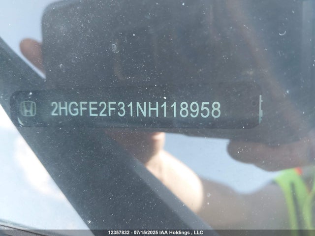 2HGFE2F31NH118958 Honda Civic