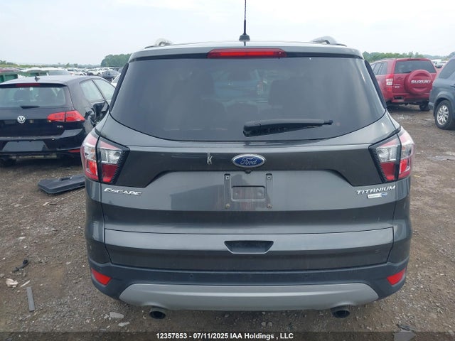 1FMCU9J94HUD21803 Ford 2017