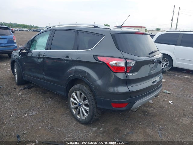 1FMCU9J94HUD21803 Ford 2017