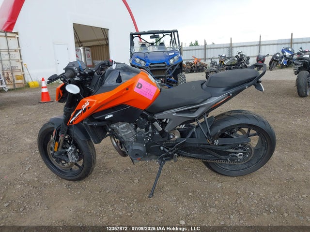 KTM 790 Duke 2023 LCETU7404PH700961 Image 13
