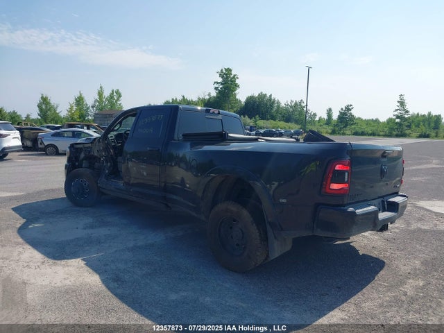RAM 3500 2022 3C63RRRL0NG340019 Image 3