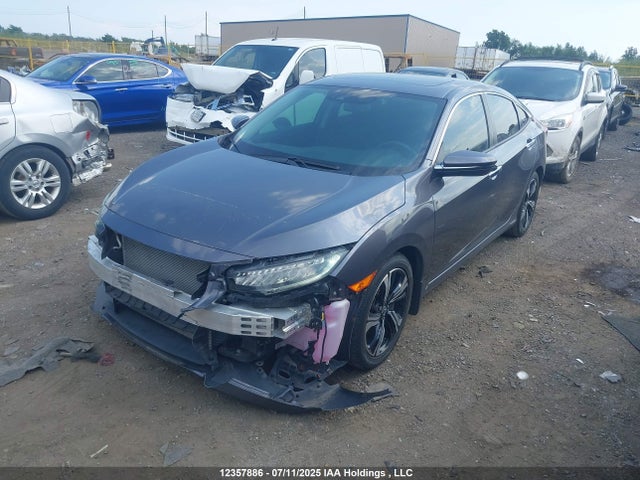 2018 Honda Civic Touring მანქანა იყიდება აუქციონზე, vin: 2HGFC1F9XJH108251, აუქციონის ნომერი: 12357886