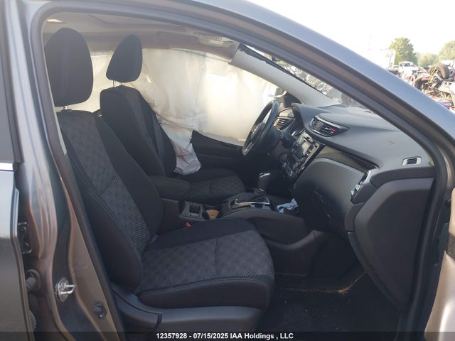 JN1BJ1CR4JW291674 Nissan 2018