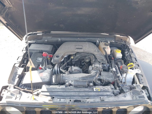 1C4HJXDG9KW643995 Jeep Wrangler